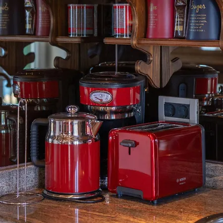 Sara With Pool, Whirlpool And Sea View فيلة ماكارسكا