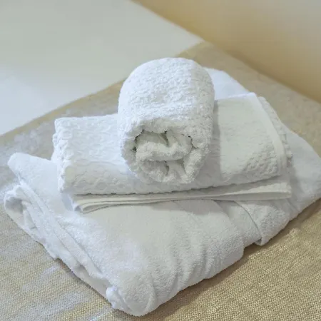 Sara With Pool, Whirlpool And Sea View * ماكارسكا