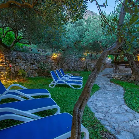 Sara With Pool, Whirlpool And Sea View ماكارسكا