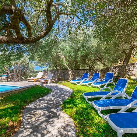 فيلة Sara With Pool, Whirlpool And Sea View