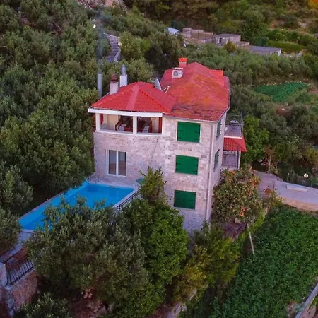 فيلة Sara With Pool, Whirlpool And Sea View *