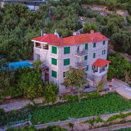 فيلة Sara With Pool, Whirlpool And Sea View *