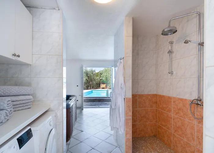 Sara With Pool, Whirlpool And Sea View Villa *