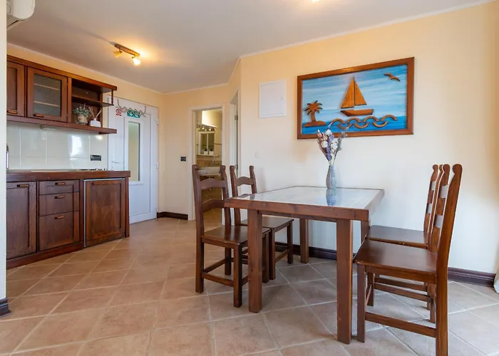 Villa Sara With Pool, Whirlpool And Sea View Makarska