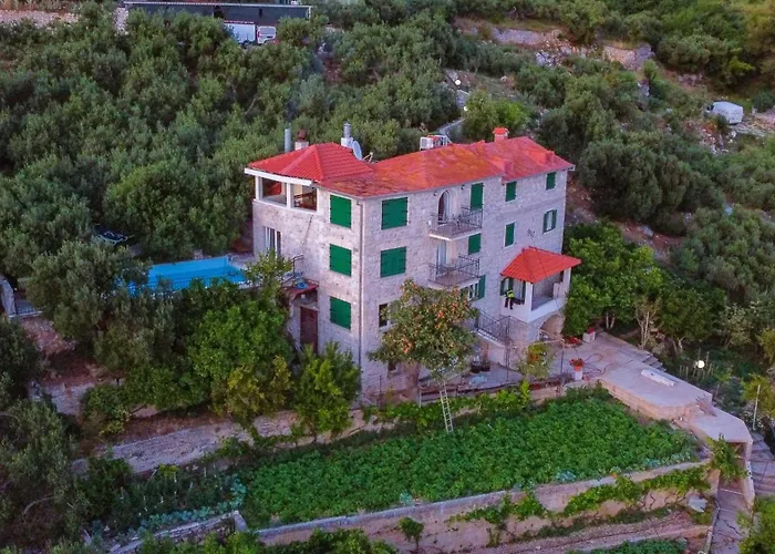 Villa Sara With Pool, Whirlpool And Sea View *